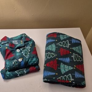 Carter's Festive Green and Red Holiday Pajama Pants